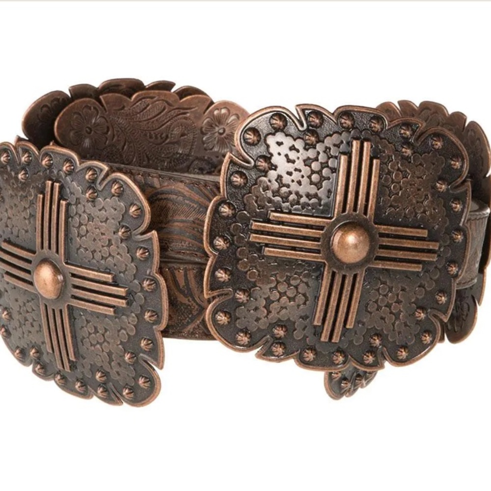 Angel Ranch belt. Size large. Brant new and never worn.